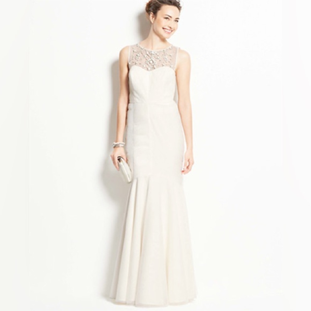 Ann Taylor Wedding Dress Gown Tulle Embellished Illusion Neckline Mermaid Size 8